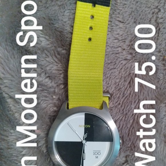 NIXON MODERN SPORTS WATCH - Picture 1 of 3